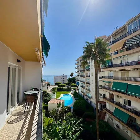 Piso Luminoso A Un Paso Del Mar En Нерха