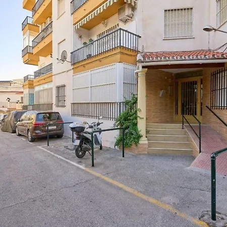 Апартаменты Piso Luminoso A Un Paso Del Mar En Нерха
