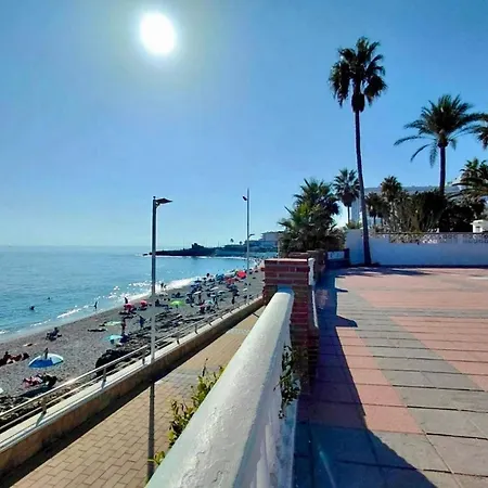 Piso Luminoso A Un Paso Del Mar En *